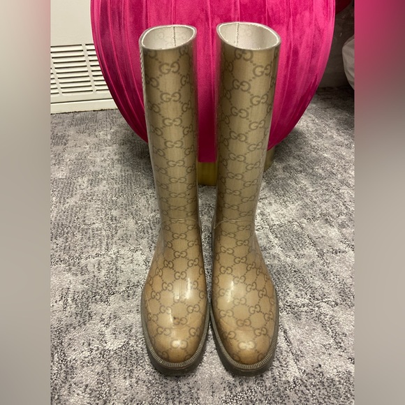 Gucci Women's Brown Edimburg Gg Rain Boots - Picture 1 of 8